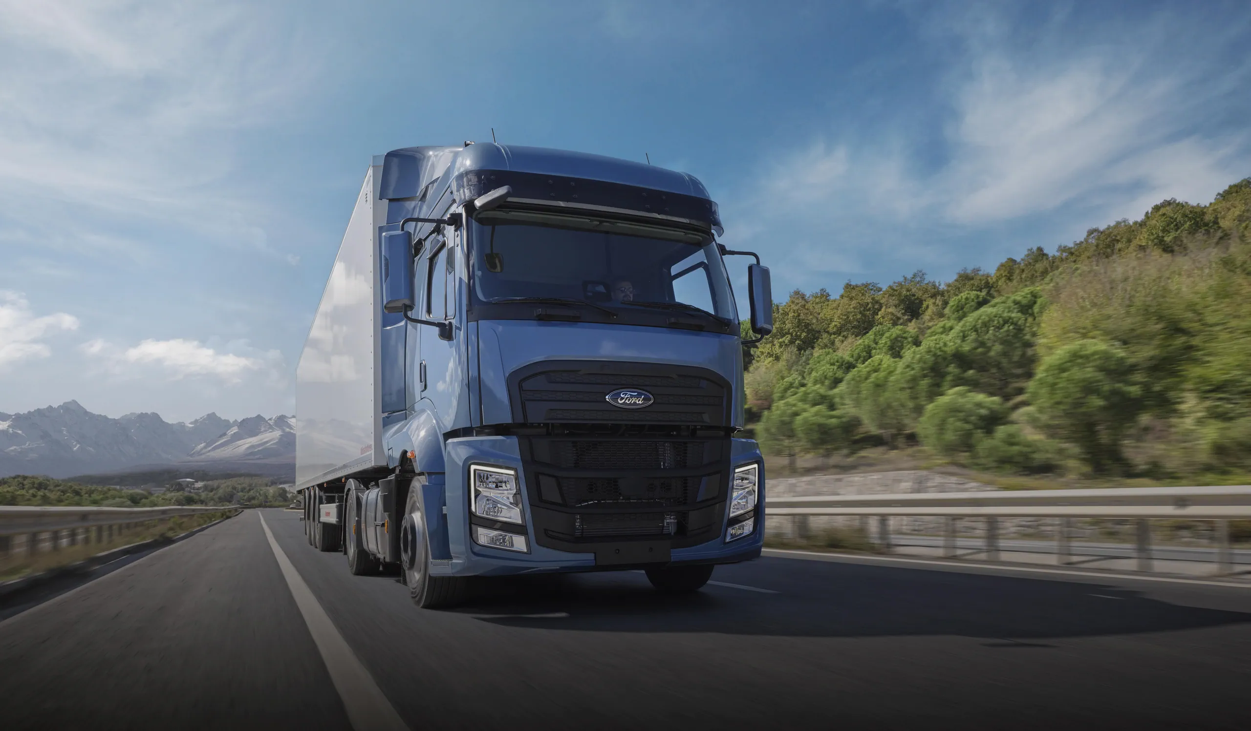 Tractora en carretera