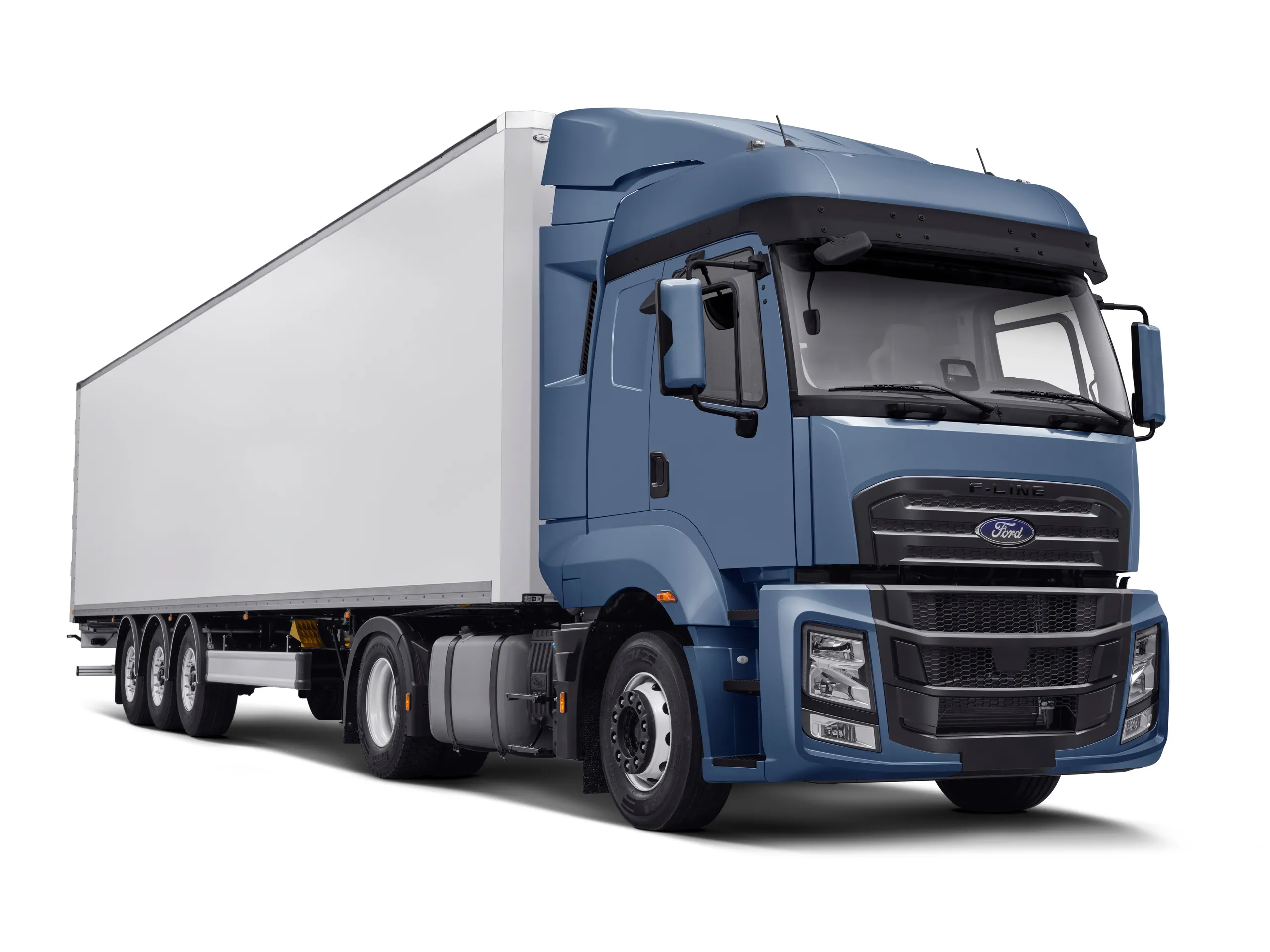 Detalle superior del frontal de la tractora